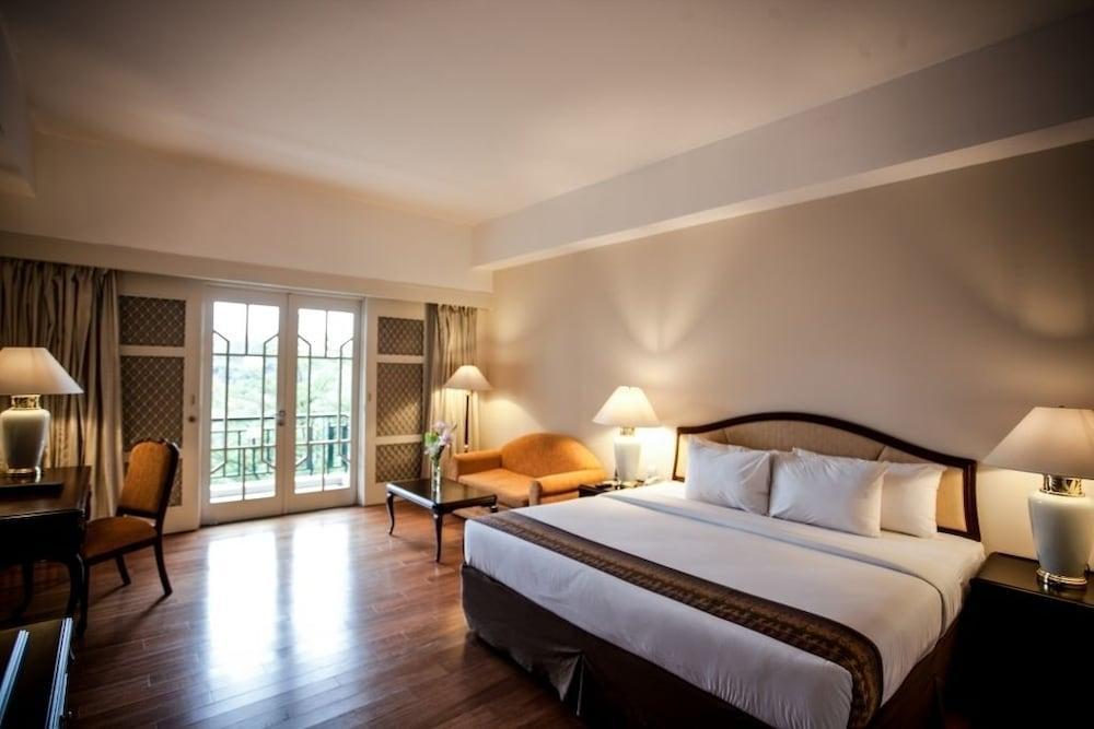 Mason Pine Hotel Bandung Padalarang Buitenkant foto