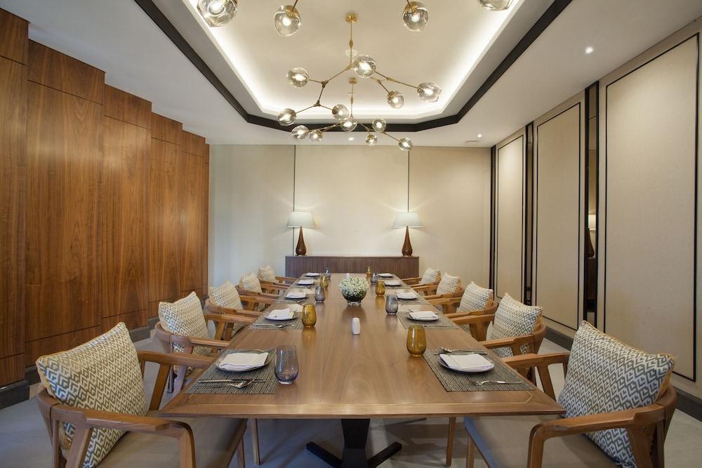 Mason Pine Hotel Bandung Padalarang Buitenkant foto
