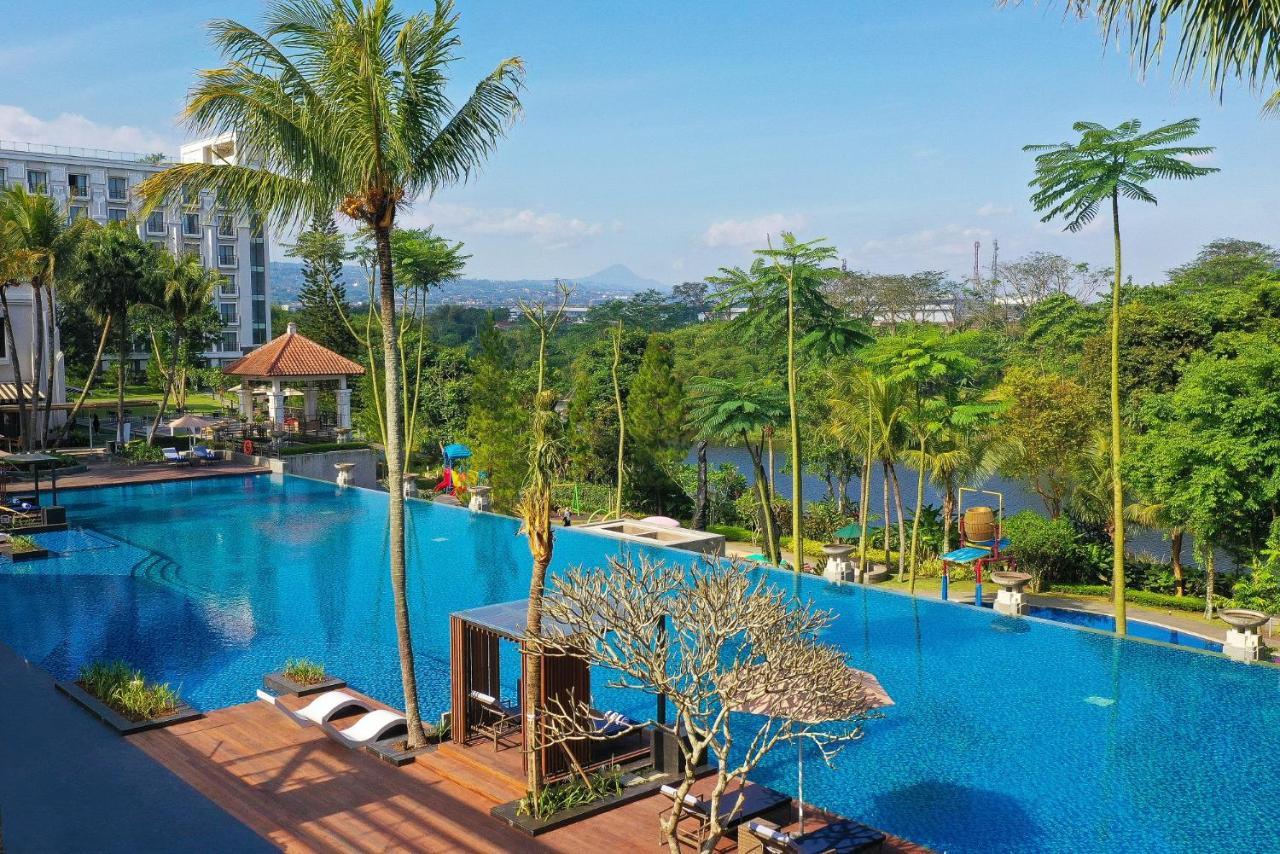 Mason Pine Hotel Bandung Padalarang Buitenkant foto