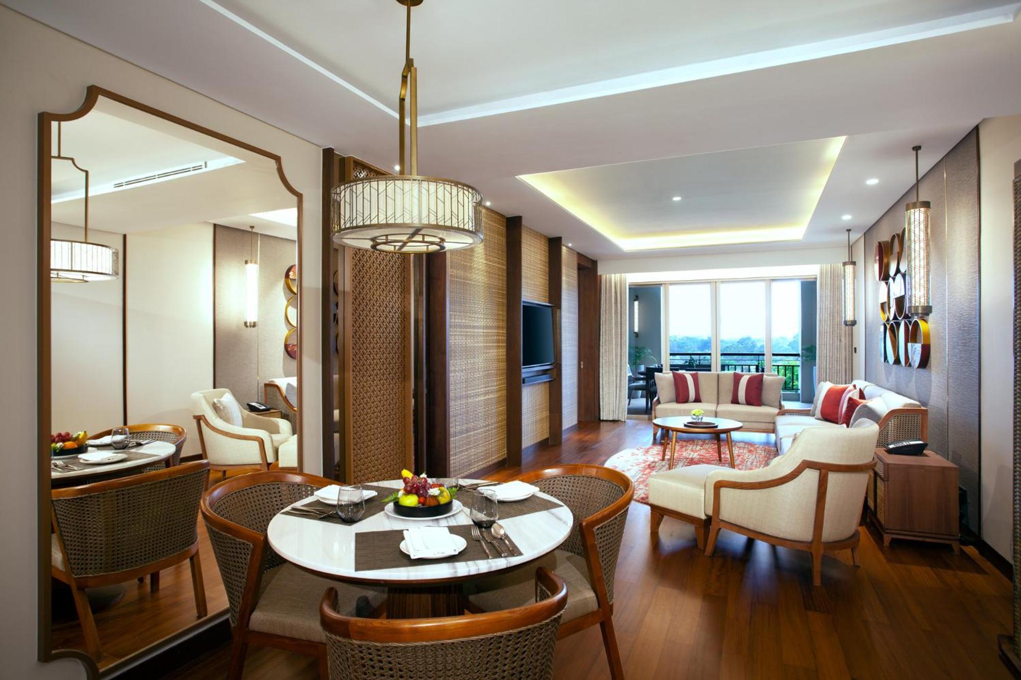 Mason Pine Hotel Bandung Padalarang Buitenkant foto
