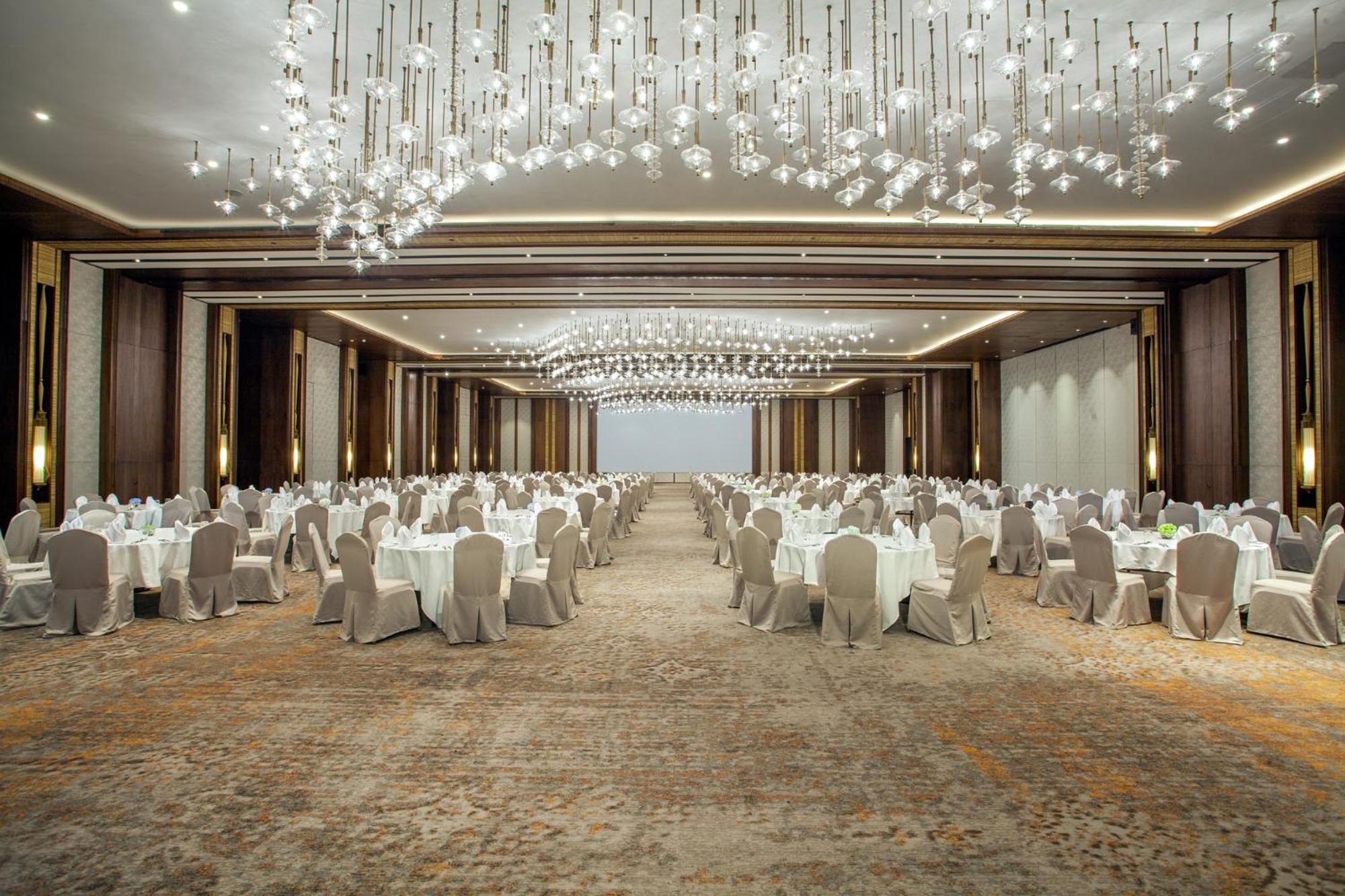 Mason Pine Hotel Bandung Padalarang Buitenkant foto