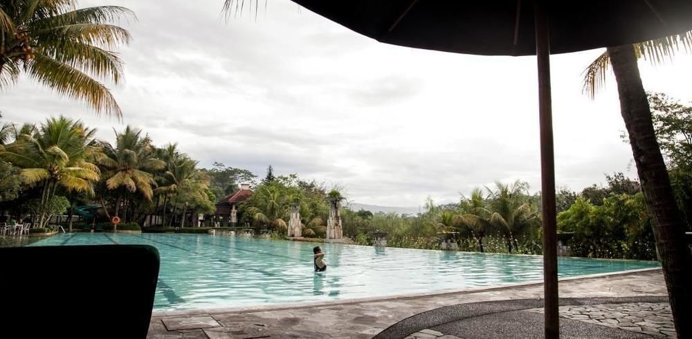Mason Pine Hotel Bandung Padalarang Buitenkant foto
