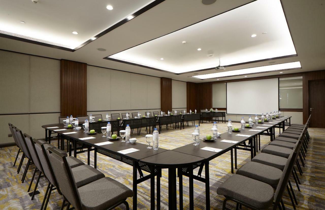 Mason Pine Hotel Bandung Padalarang Buitenkant foto