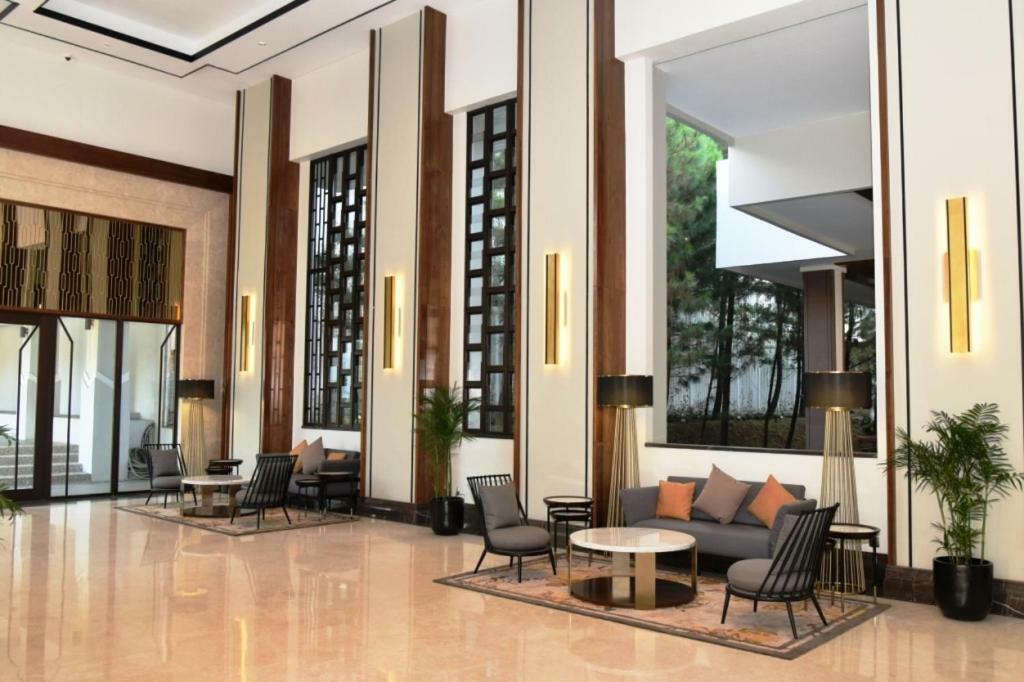 Mason Pine Hotel Bandung Padalarang Buitenkant foto