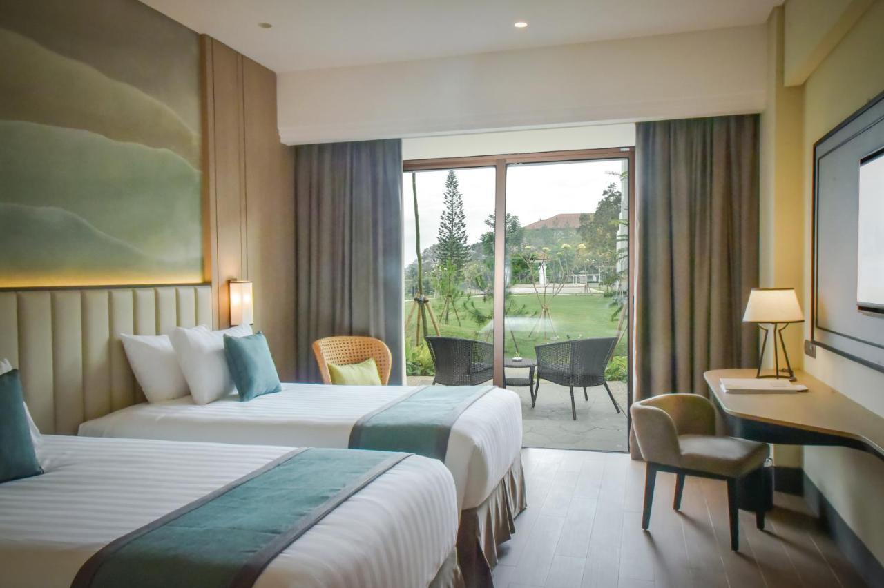 Mason Pine Hotel Bandung Padalarang Buitenkant foto